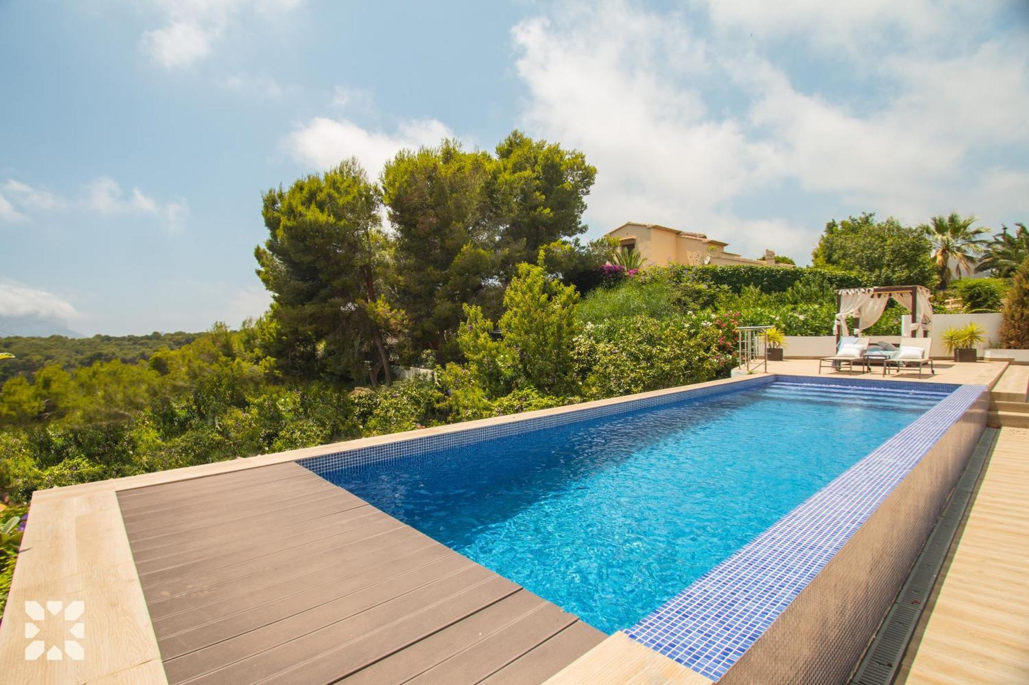 Villa La Casa Blanca By Abahana Villas بينيسا المظهر الخارجي الصورة