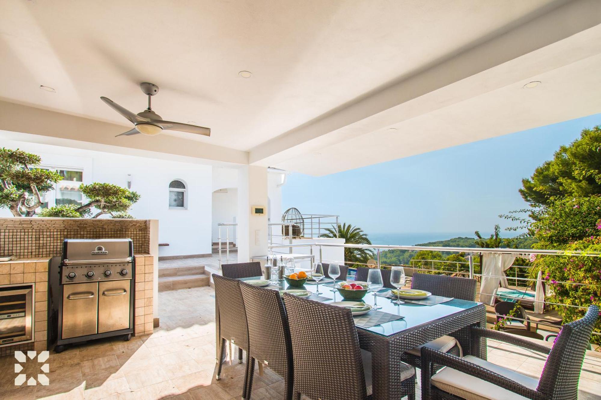Villa La Casa Blanca By Abahana Villas بينيسا المظهر الخارجي الصورة
