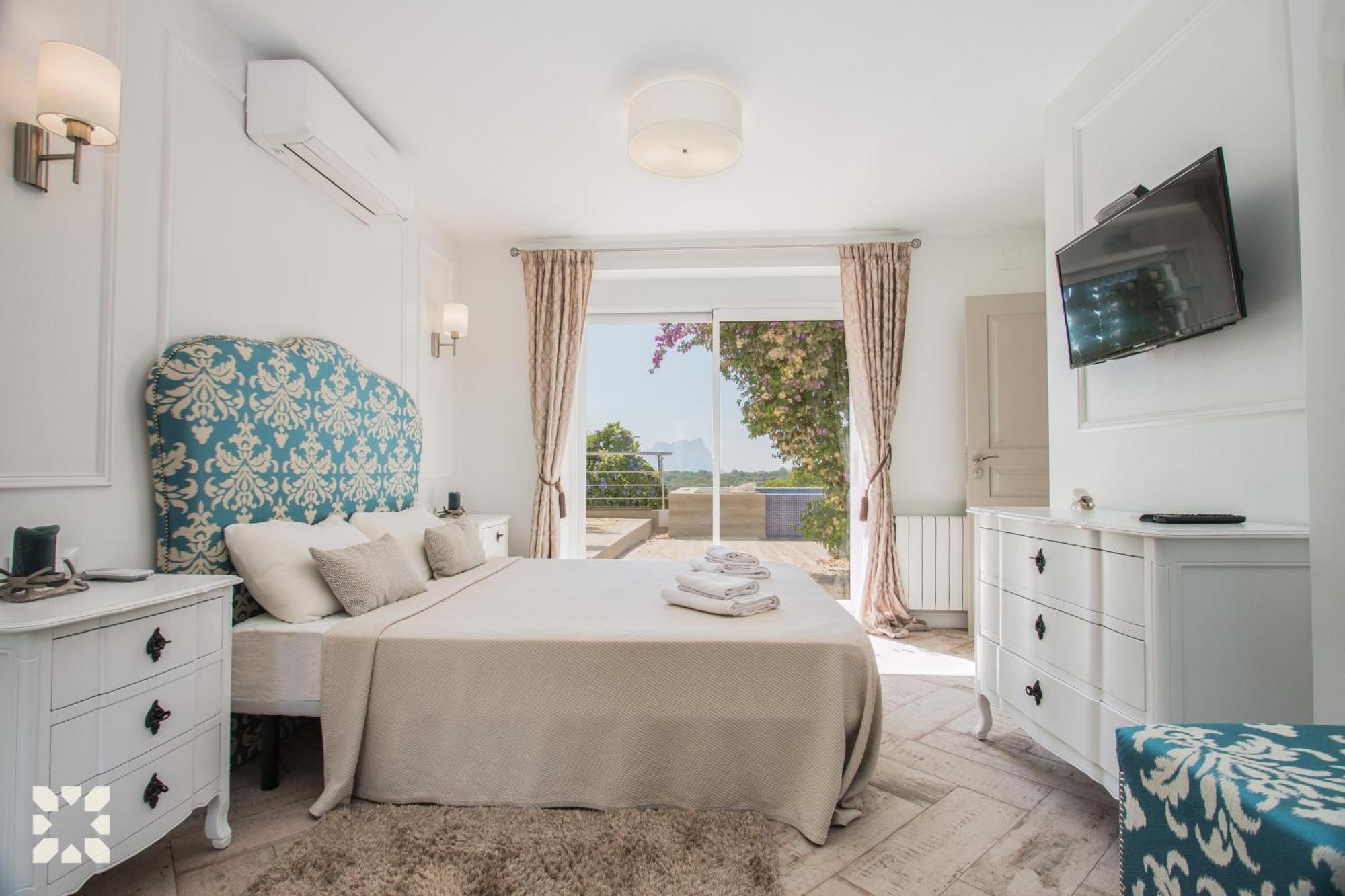 Villa La Casa Blanca By Abahana Villas بينيسا المظهر الخارجي الصورة